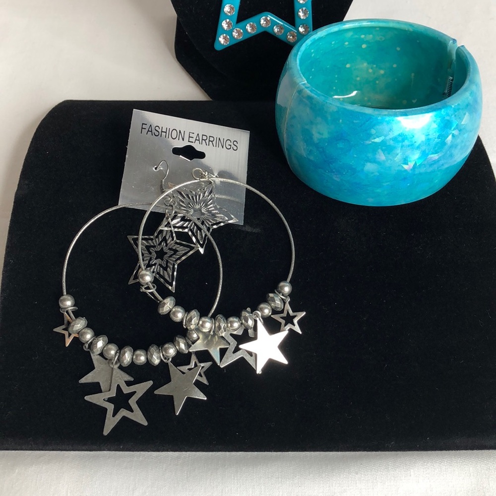 New necklace earrings and bracelet - Picture 3 of 4